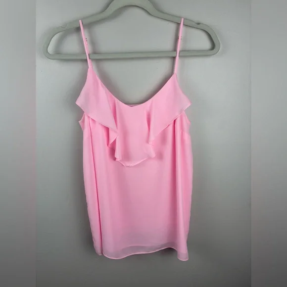 NWOT Lilly Pulitzer Karmen Cami Tank Top Light Pink Ruffle Neckline Sz Medium - Picture 1 of 7
